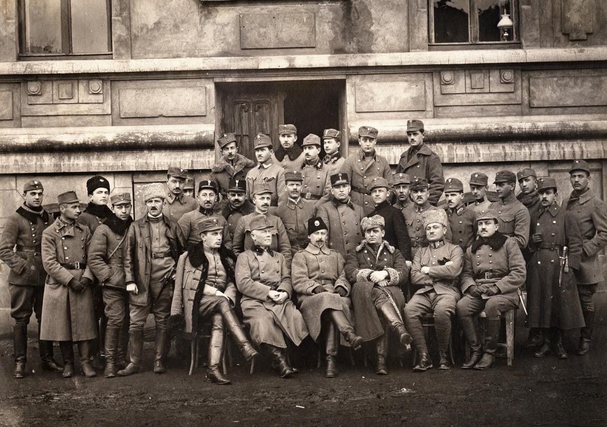 Старшини 2-го Корпусу Української галицької армії. Стрий. 1919 рік - Історія в школі