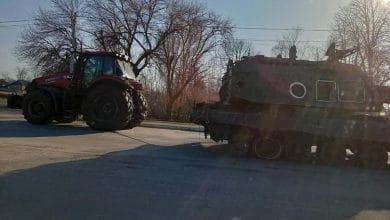 Російські САУ Мста-С та українські трактори-Історія в школі