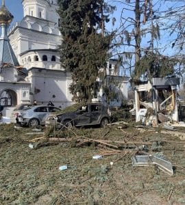 Ворог обстріляв Святогірську лавру-Історія в школі