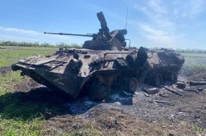 На світлині чергові результати роботи десантників 81 окрема аеромобільна бригада Десантно-штурмових військ Збройних Сил України зі знищення техніки російських окупантів.