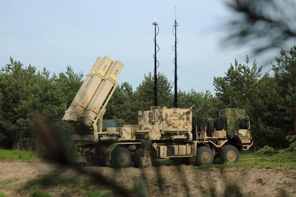 ЗРК Iris-T на бойовому чергуванні-Історія в школі