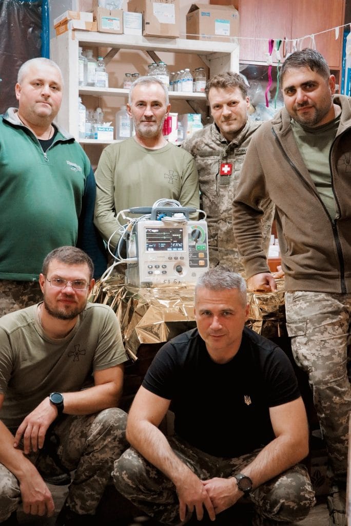 Ті, хто перемагають смерть.
Бойові медики 58 мотопіхотної бригади. Саме ці хлопці щодня рятують життя та здоров’я наших воїнів.
Подяка! Повага! Честь!
Разом до Перемоги!
Служба зв'язків з громадськістю 58 ОМПБр імені гетьмана Івана Виговського